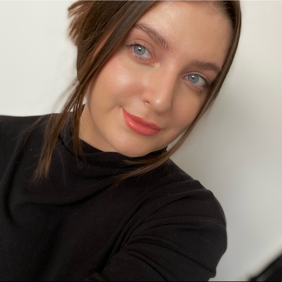 Meet your Posher, Maddy - Picture 1 of 1